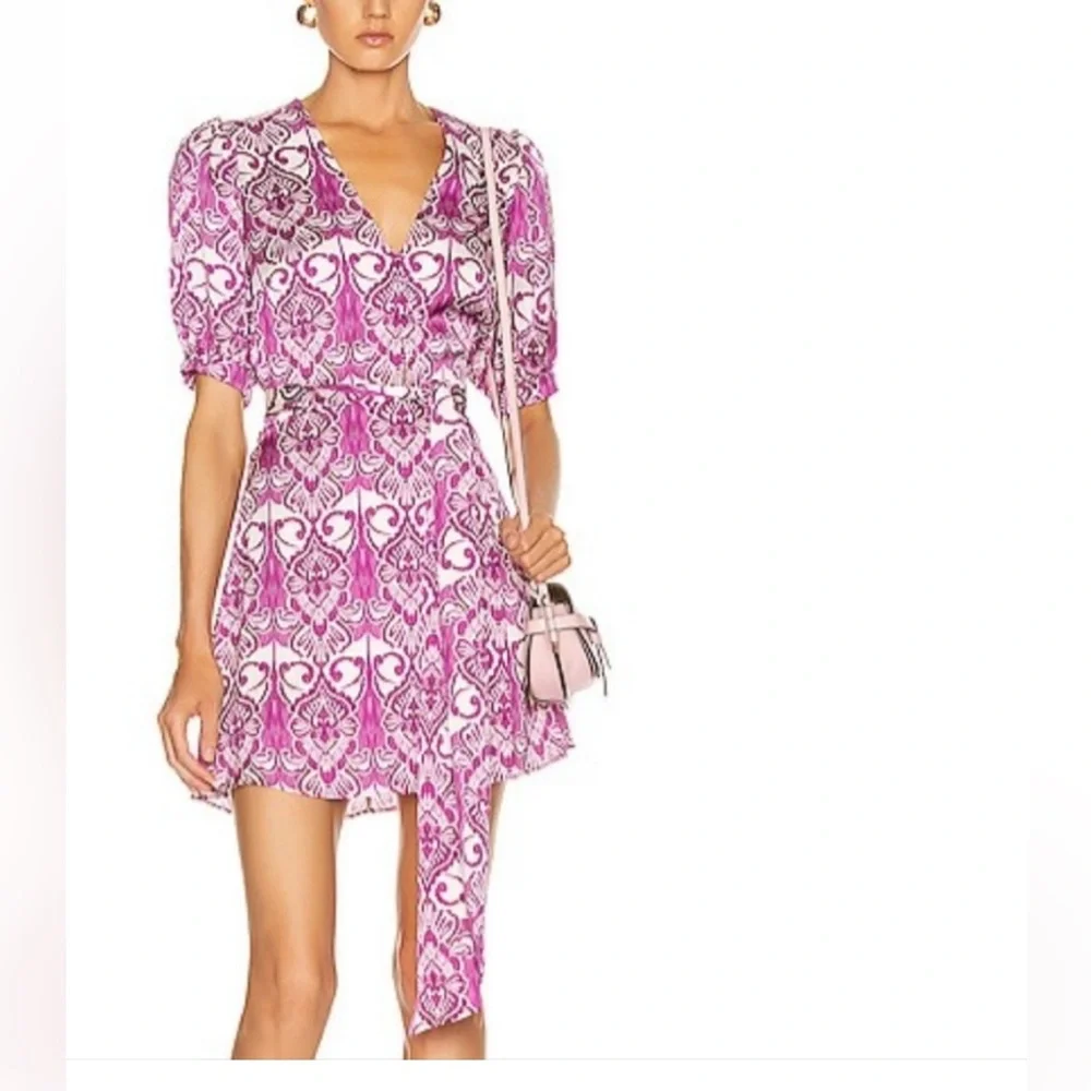 Alexis Bardot Dress in Mulberry Palm Size Med - Picture 5 of 6